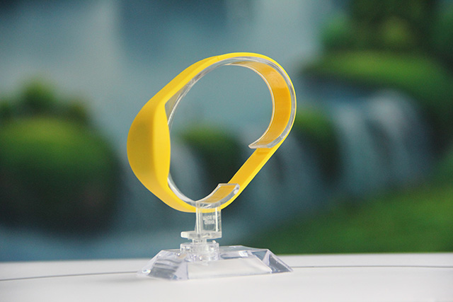 ic腕带复合绝缘子有什么特点