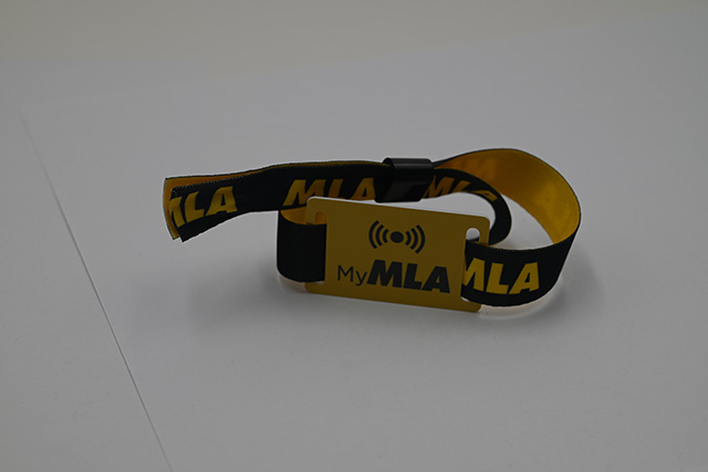 充电卡照旧金融充电卡，，，哪个更好一些？？？？？