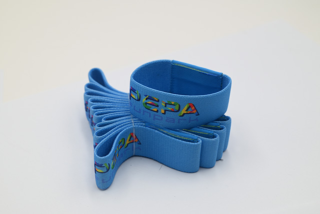 校园卡效劳是一项亲民工程，，，，，对住民来说很是利便实惠