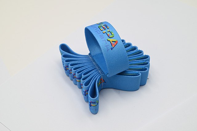 由于行业的特殊性，，，使得磁卡成为了一种有价证券